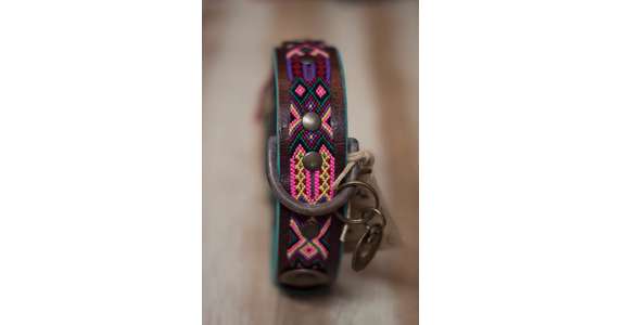 DWAM Halsband Gypsy grün-lila-rosa 4cm L